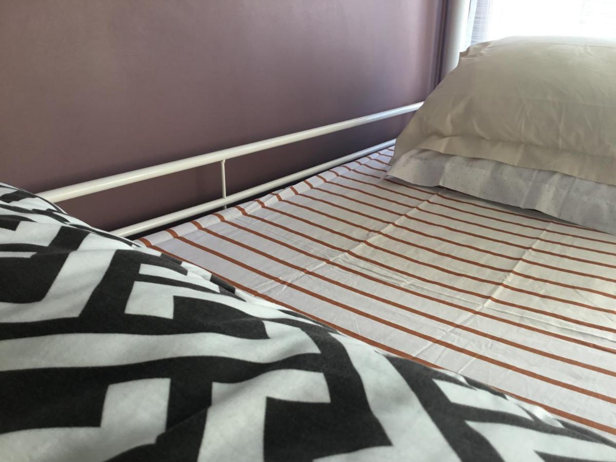 Just For Sleep-Daily Stay 20H To 10H Apres Votre Arrivee Dans Le Batiment D'Entree, Contact I'Hote Via Le Message Ici De Reservation Pour L'Enregistrement I'Entree Dans La Propriete Sans I'Approbation Est Interdite-Resevation D'Un Tiers Est Inaccepta Bobigny Zewnętrze zdjęcie